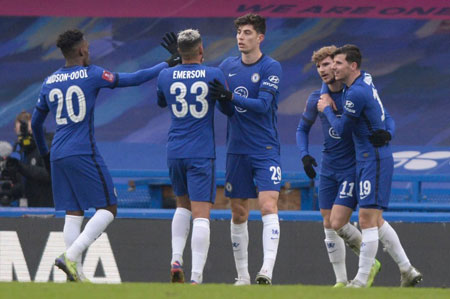 官方：库拉索主帅艾德沃卡特因家事暂离球队，由助教率队迎战牙买加