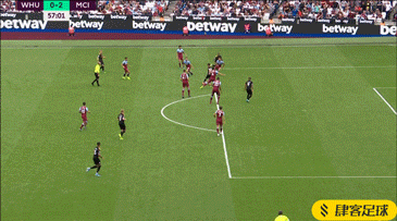 巴恩斯：阵容深度让我们扛过伤病潮