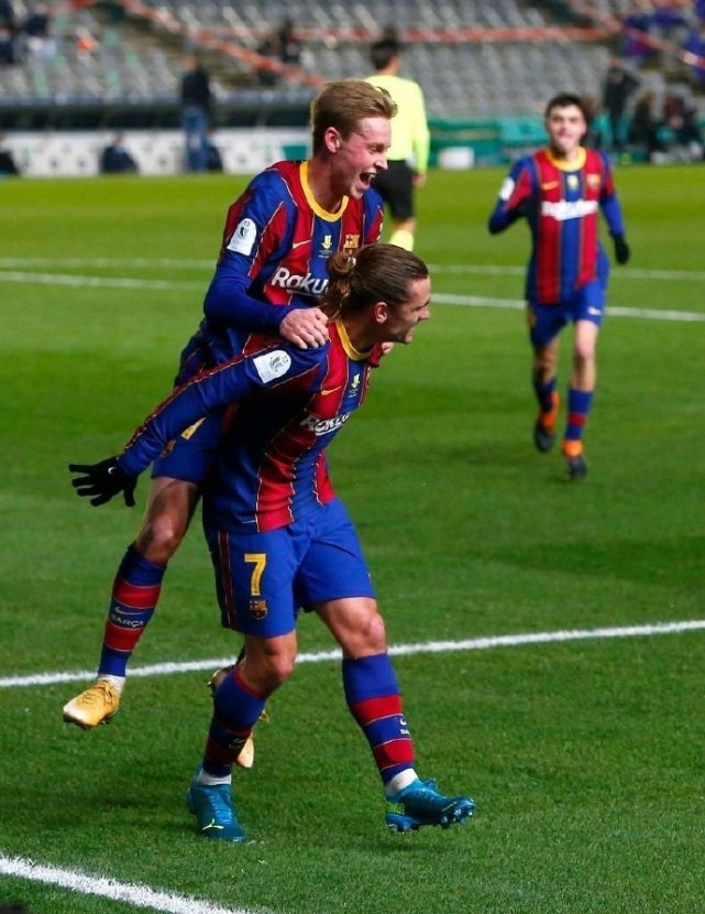 混团世界杯爆大冷！日本一哥被爆冷，张本美和剃光头，国乒打硬战