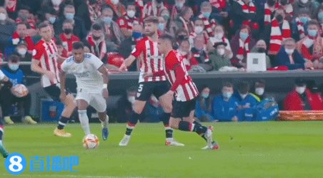 埃姆雷·詹：我们会在德甲和欧冠全力以赴，尽管德国杯止步令人失望