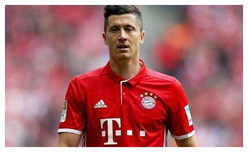 罗马诺：赫罗纳租借曼城后卫维托尔-雷斯已达成原则协议