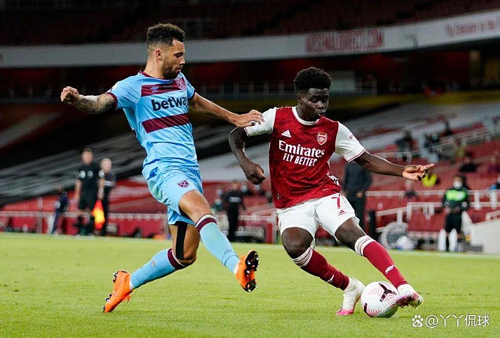 黄蜂官方：卡尔克布伦纳&康诺顿因伤本场不会回归